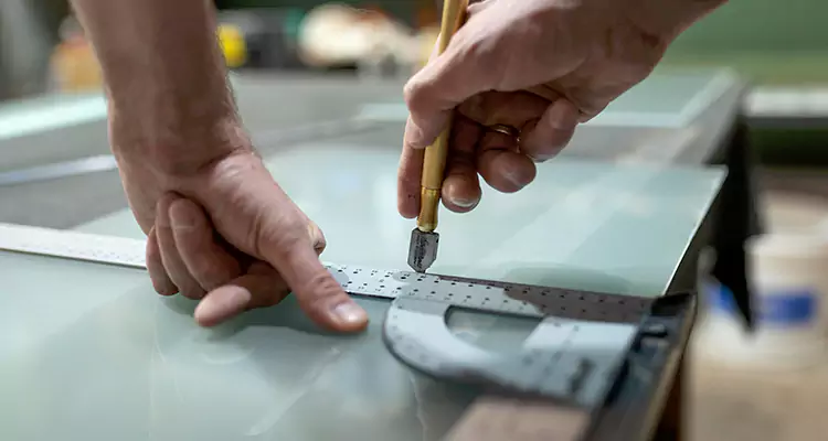 Glass Scratch Repair in Deltona, FL