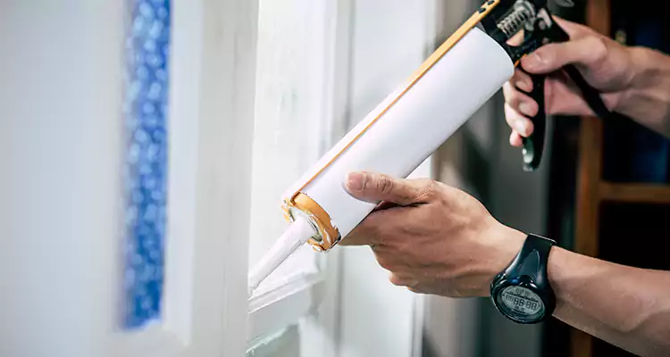 Windows Leaking Air Repair in Deltona, FL