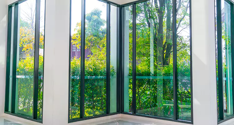Emergency Balcony Door Glass Repair in Deltona, FL