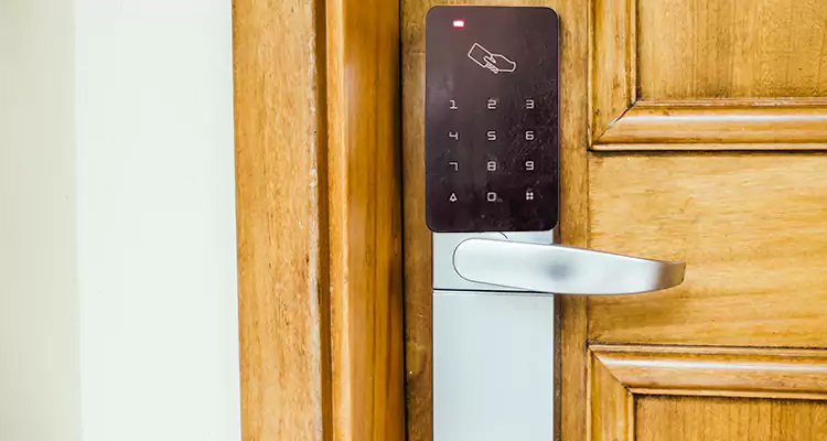 Keyless Hotel Door Locks Repair in Deltona, FL
